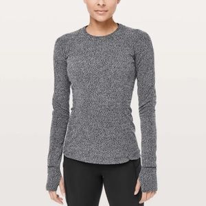 Lululemon Runderful Longsleeve Rush Jaccquard Black & White top //Women’s size 8